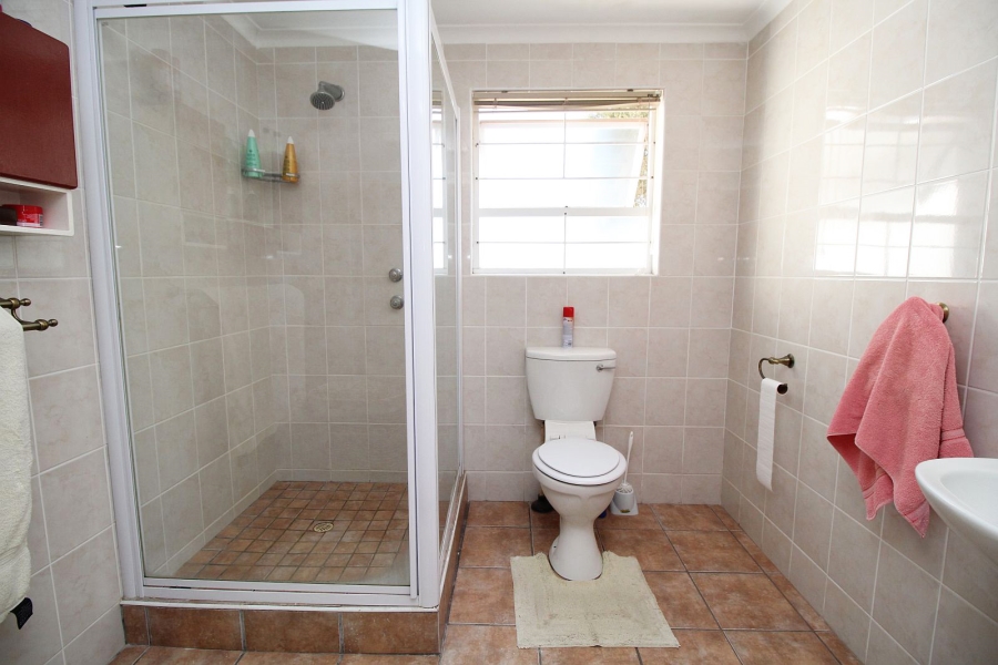 3 Bedroom Property for Sale in Skiathos Western Cape